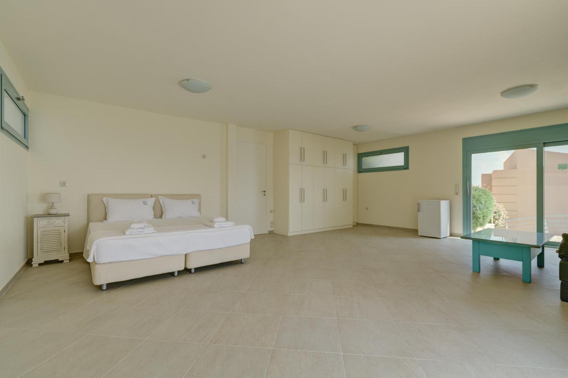 Ouzo Panoramic Houses 1, With Private Pool Plomari Room photo